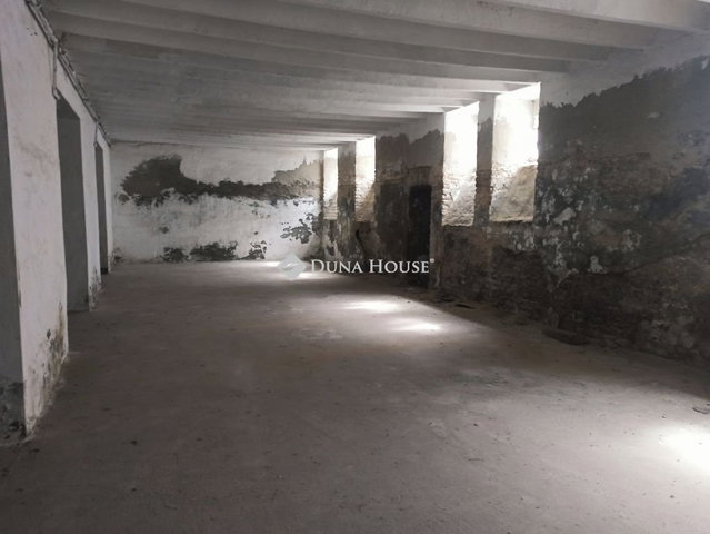 Eladó ipari ingatlan, Szegeden 199 M Ft / költözzbe.hu