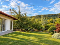Eladó családi ház, Szentendrén 139.9 M Ft, 4 szobás