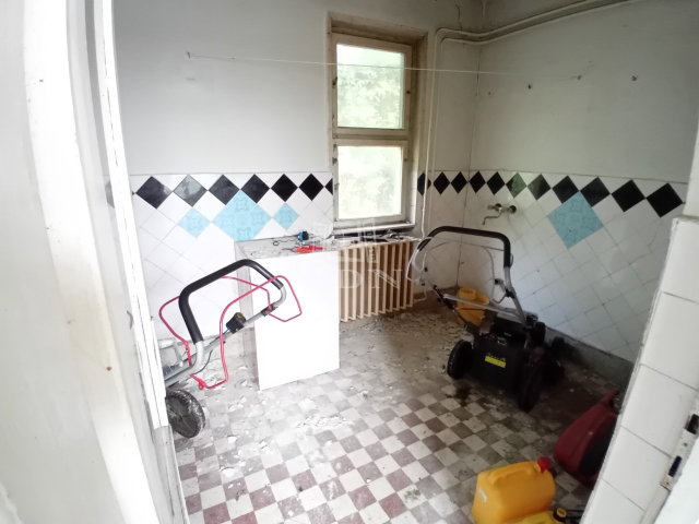 Eladó családi ház, Gödöllőn 105 M Ft, 2+1 szobás