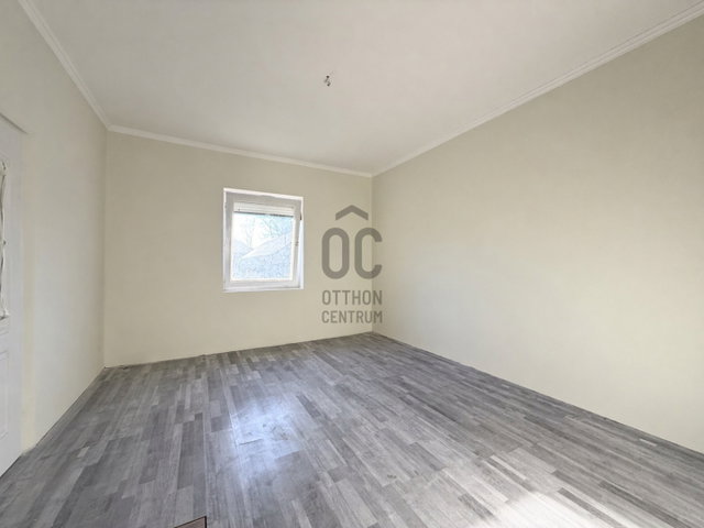 Eladó ikerház, Ercsiben 35 M Ft, 2 szobás / költözzbe.hu