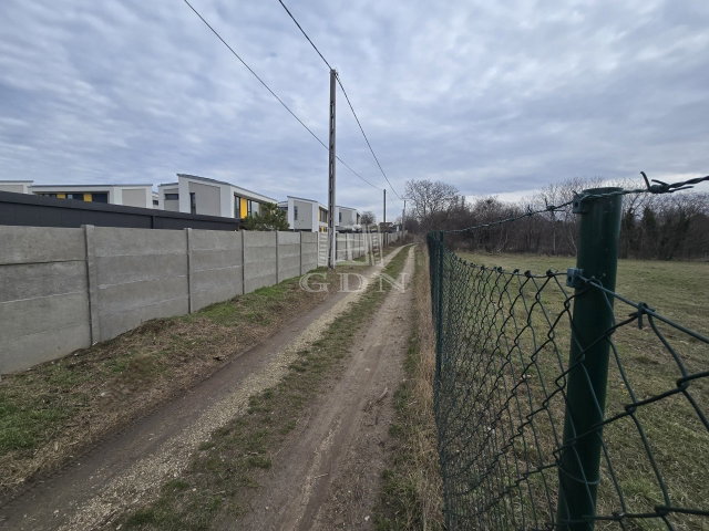 Eladó telek, Budapesten, XVII. kerületben 714 M Ft