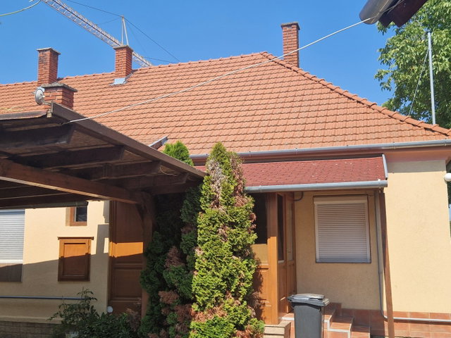 Eladó családi ház, Sárváron 60 M Ft, 3 szobás