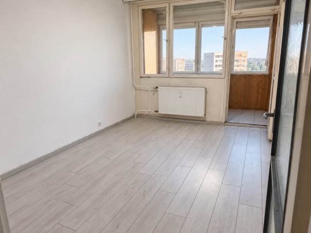 Eladó panellakás, Budapesten, III. kerületben 73.9 M Ft, 3 szobás