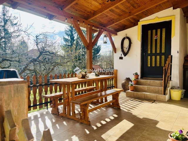Eladó családi ház, Kercaszomoron 67 M Ft, 3 szobás
