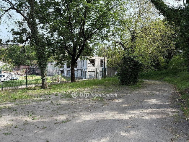 Eladó ipari ingatlan, Budapesten, X. kerületben 550 M Ft