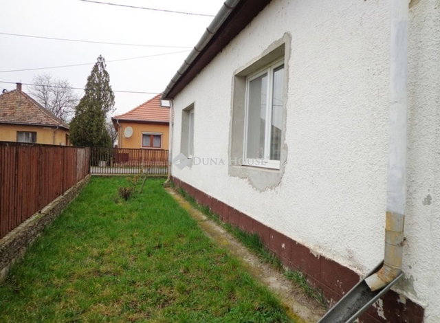 Eladó családi ház, Letkésen 39.9 M Ft, 3 szobás