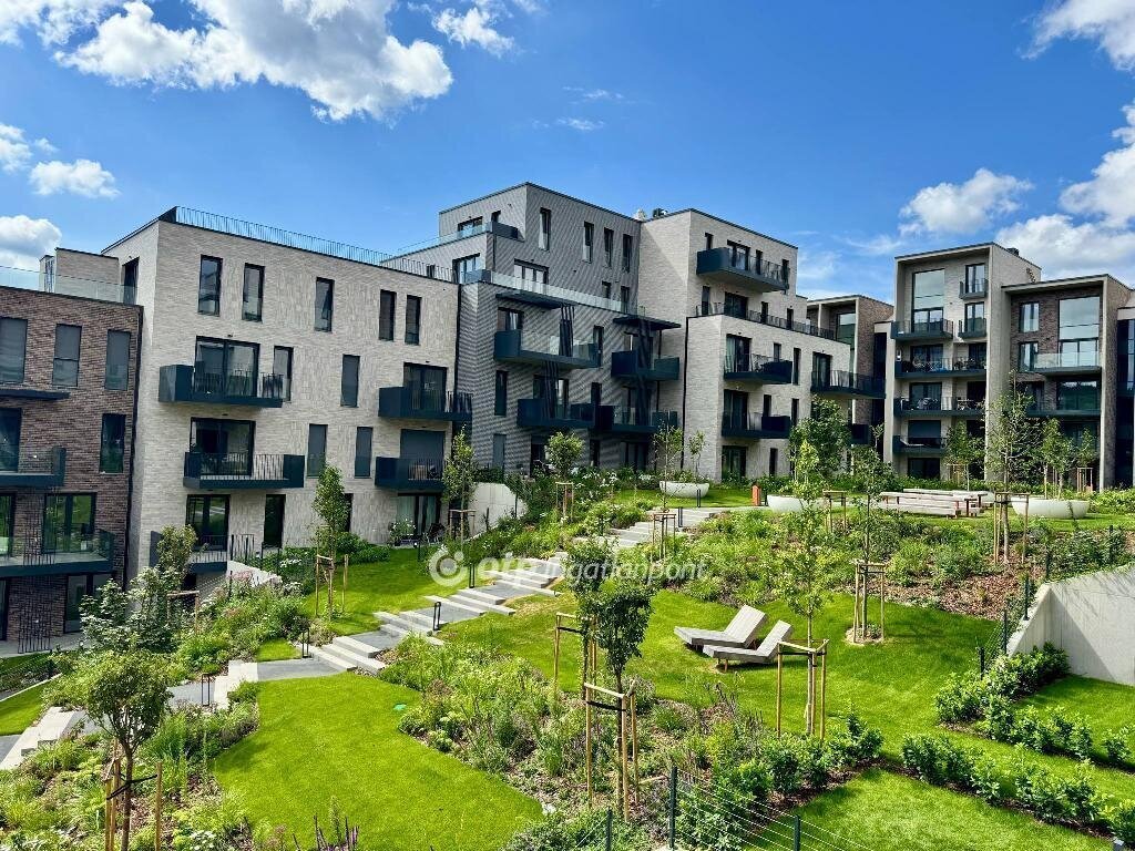 2 bed · 42m² · 300.000 ft