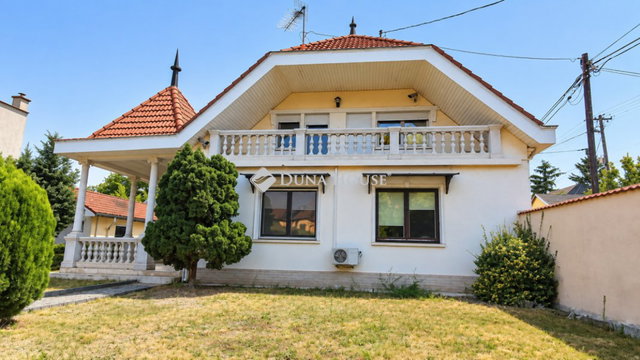 Eladó családi ház, Budapesten, XV. kerületben 178.9 M Ft