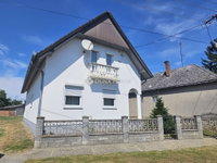 Eladó családi ház