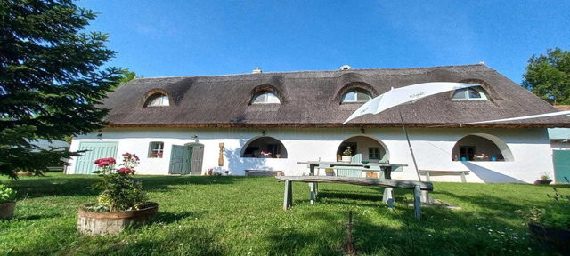 Eladó családi ház, Köveskálon 190 M Ft, 6 szobás