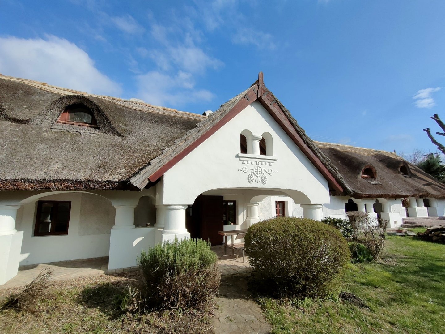 5 bed · 287m² · 215.000.000 ft