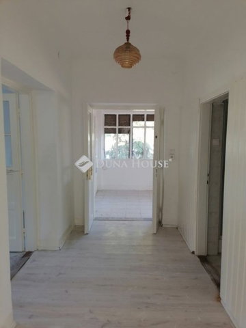 Eladó családi ház, Tápiószecsőn 37.5 M Ft, 2 szobás