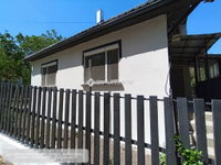 Eladó családi ház, Nyergesújfaluban 63 M Ft, 4 szobás