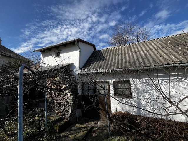 Eladó családi ház, Pomázon 126 M Ft, 6 szobás