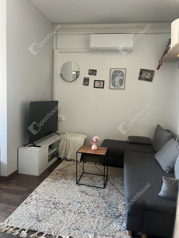 Eladó panellakás, Győrött 65 M Ft, 5 szobás