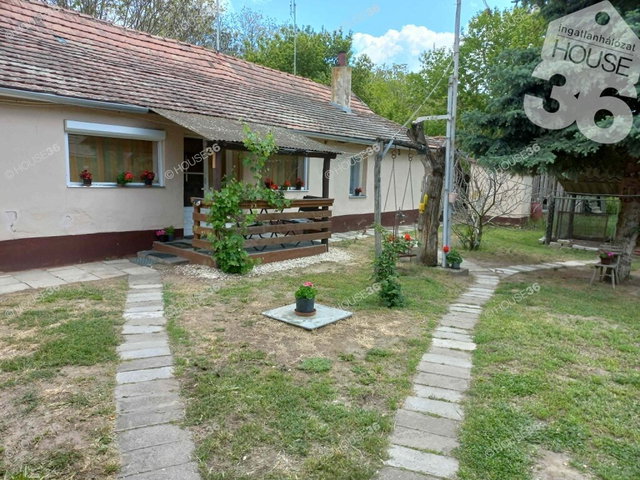 Eladó mezogazdasagi ingatlan, Kecskeméten 33.5 M Ft, 3 szobás