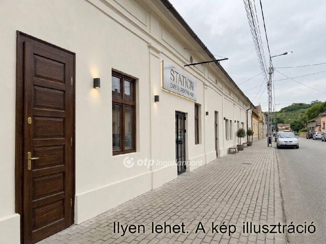 Eladó családi ház, Dunaföldváron 40 M Ft, 2+1 szobás