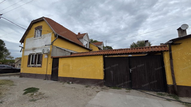 Eladó családi ház, Kecskeméten 59 M Ft, 6 szobás