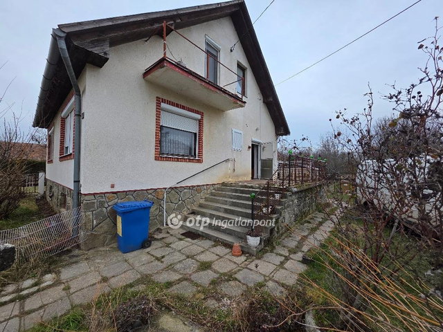 Eladó családi ház, Külsővaton 29.5 M Ft, 4+1 szobás