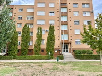 Eladó panellakás, Sárváron 35.9 M Ft, 2 szobás