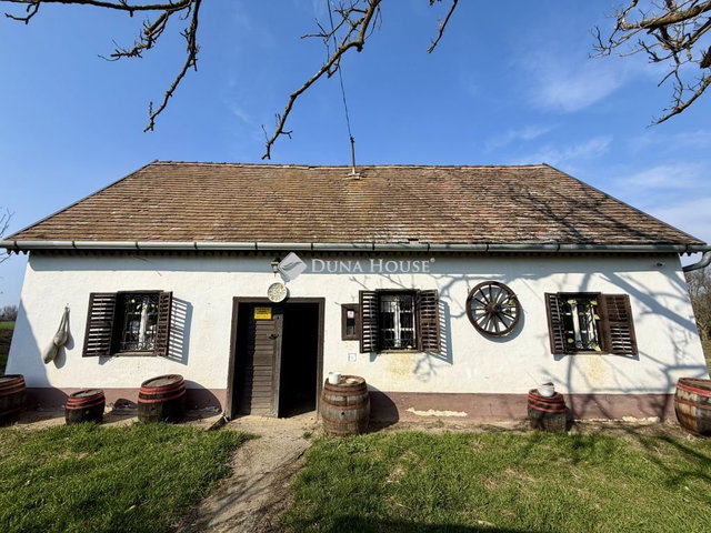 Eladó családi ház, Görcsönyben 8.99 M Ft, 3 szobás