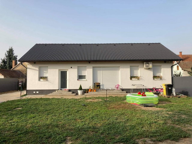 Eladó családi ház, Szegeden, Gádor közben 105 M Ft, 5 szobás