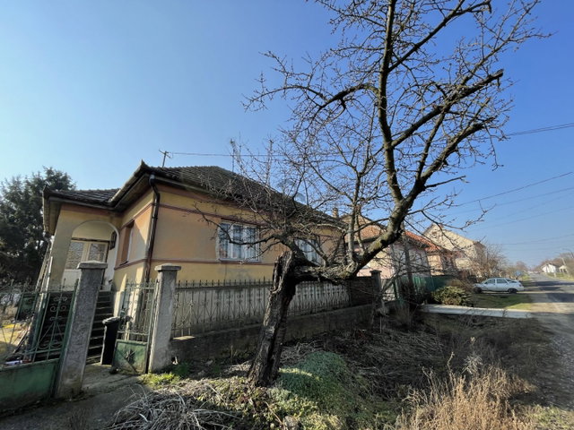 Eladó családi ház, Szurdokpüspökin 17.9 M Ft, 2 szobás