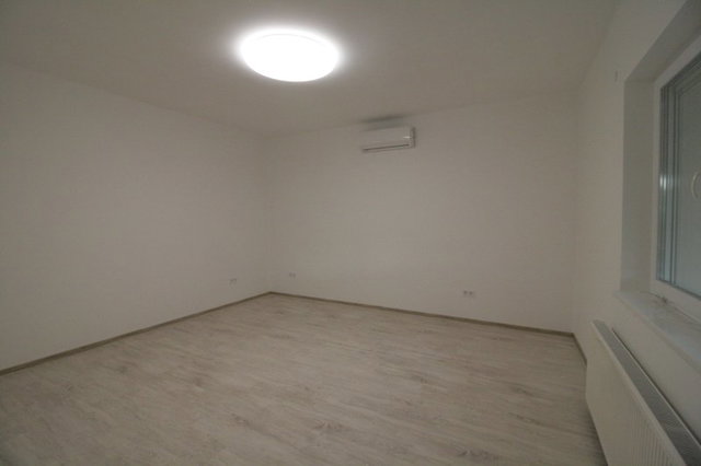 Eladó családi ház, Gyálon 119 M Ft, 4 szobás