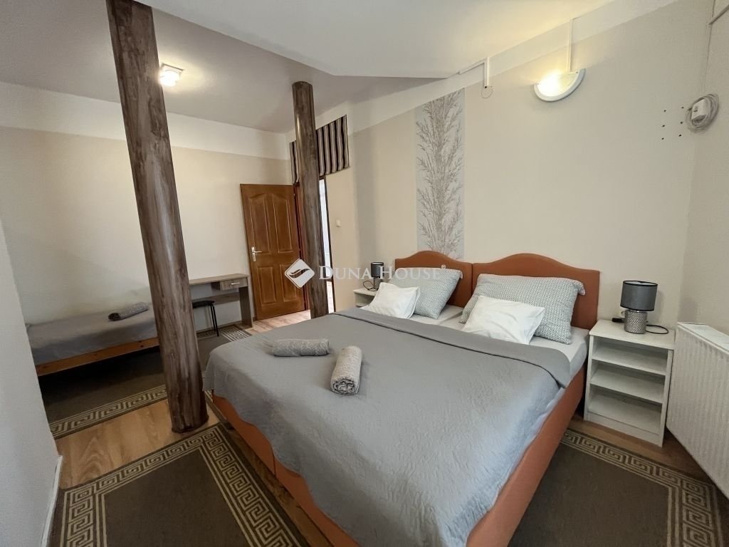 6 bed · 136m² · 99.990.000 ft