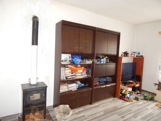 Eladó családi ház, Lajoskomáromban 43.5 M Ft, 3 szobás