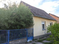 Eladó családi ház, Szentlőrincen 27 M Ft, 3 szobás
