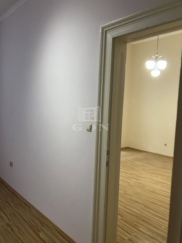 Eladó téglalakás, Budapesten, VI. kerületben 99 M Ft, 4 szobás