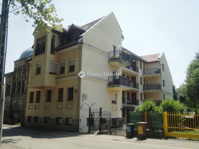 Eladó üzlethelyiség, Sopronban 34.9 M Ft, 2 szobás