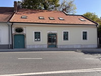 Eladó családi ház, Esztergomban 99.99 M Ft, 3 szobás