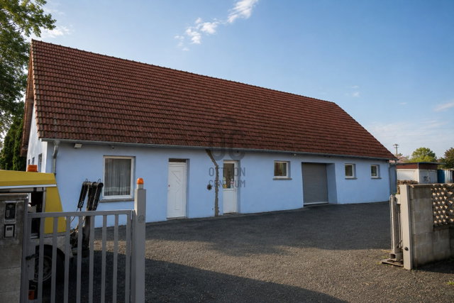 Eladó ipari ingatlan, Fertőszéplakon 70 M Ft