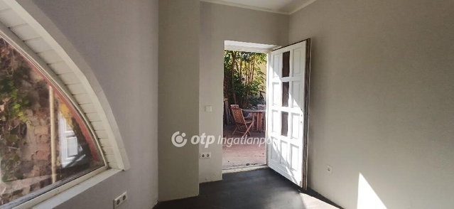 Eladó családi ház, Szentendrén 79.9 M Ft, 2+1 szobás