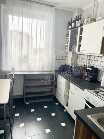 Eladó panellakás, Békéscsabán 34.9 M Ft, 2 szobás