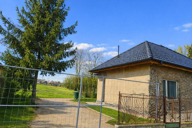 Eladó családi ház, Abonyban 26.9 M Ft, 3 szobás