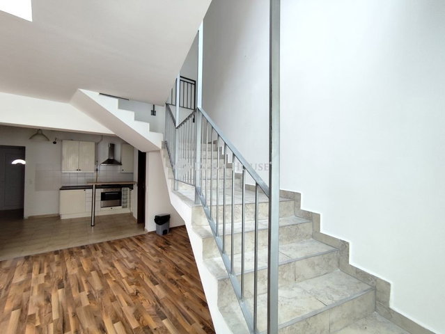 Eladó téglalakás, Budapesten, VI. kerületben 179.9 M Ft