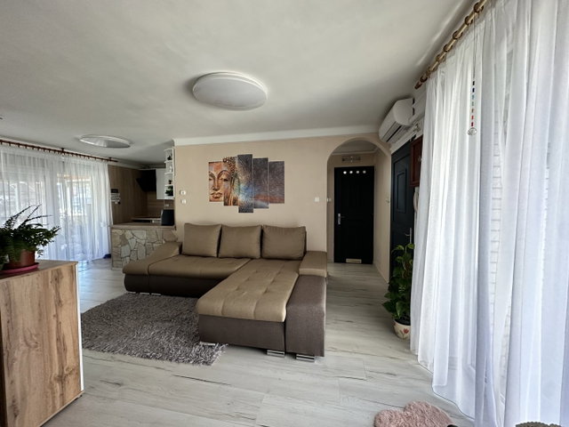 Eladó családi ház, Adonyban 79.9 M Ft, 3 szobás