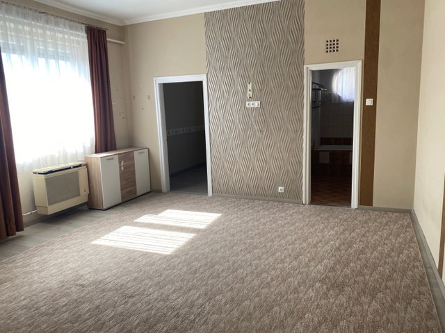 Eladó téglalakás, Szombathelyen 40.5 M Ft, 1+1 szobás