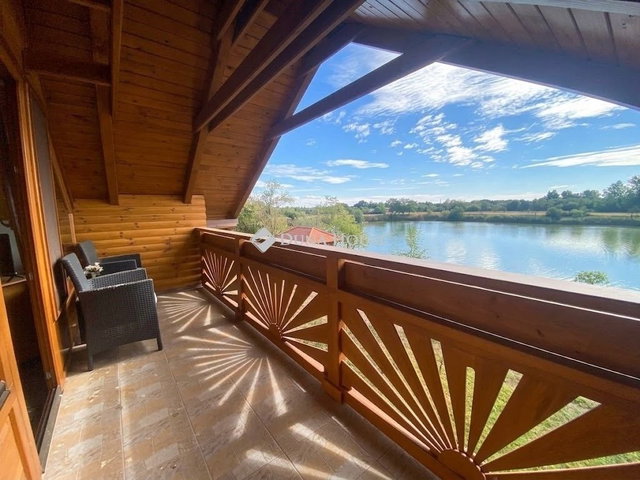Eladó mezogazdasagi ingatlan, Orosházán 163 M Ft, 4 szobás