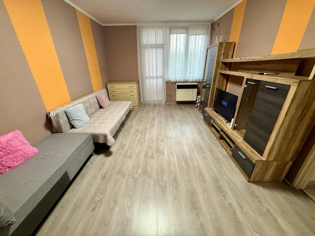 Kiadó téglalakás, albérlet, Móron 150 E Ft / hó, 3 szobás
