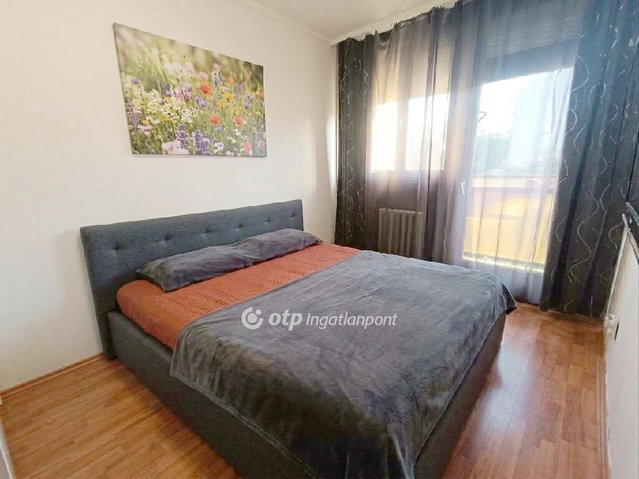 Eladó panellakás, Budapesten, XVI. kerületben 86.9 M Ft, 4 szobás