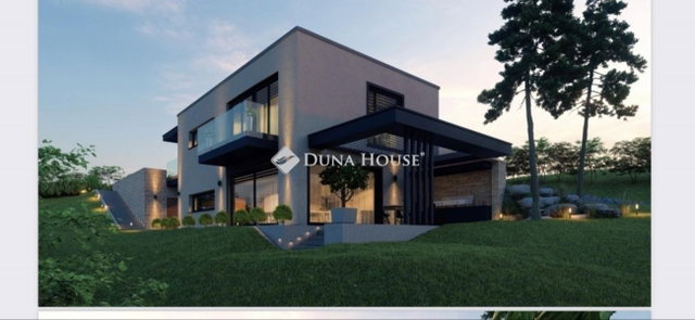 Eladó családi ház, Pécsett 364 M Ft, 4 szobás