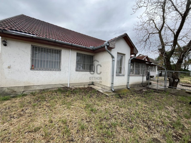 Eladó családi ház, Debrecenben 79.9 M Ft, 3 szobás