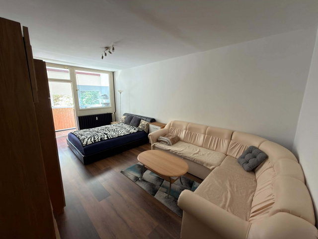 Eladó panellakás, Komlón 29.5 M Ft, 2 szobás