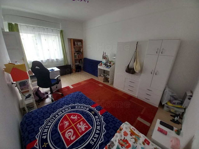 Eladó családi ház, Hévízen 48.9 M Ft, 2 szobás