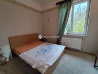 Eladó családi ház, XVII. kerületben 250 M Ft, 7 szobás
