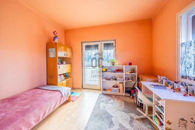 Eladó családi ház, Pécelen 86.9 M Ft, 4 szobás